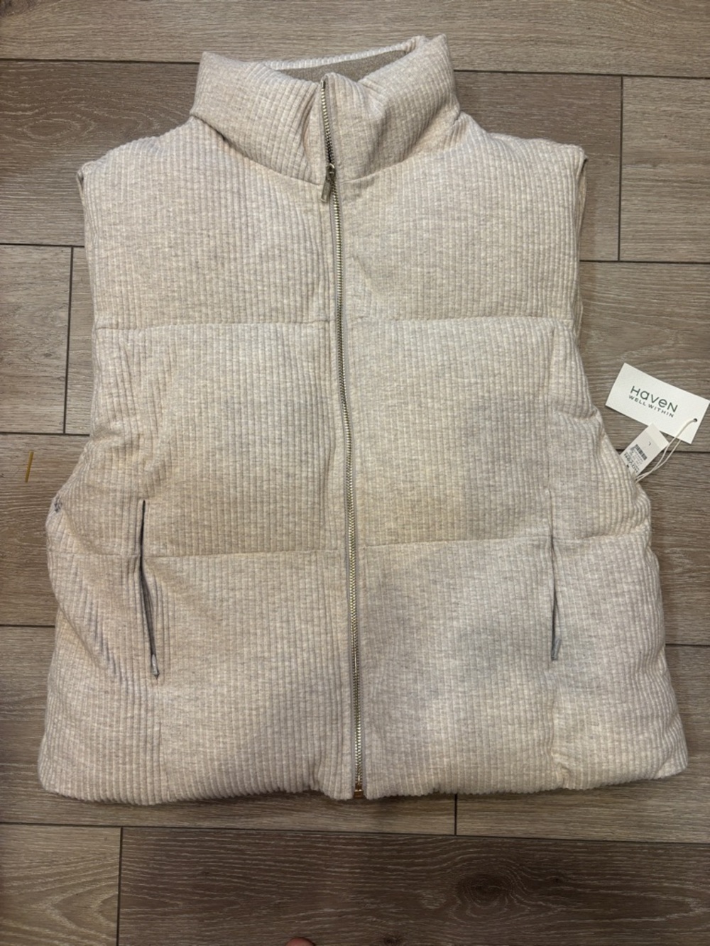 NWT. haven Well Within puffy Corduroy vest size Large